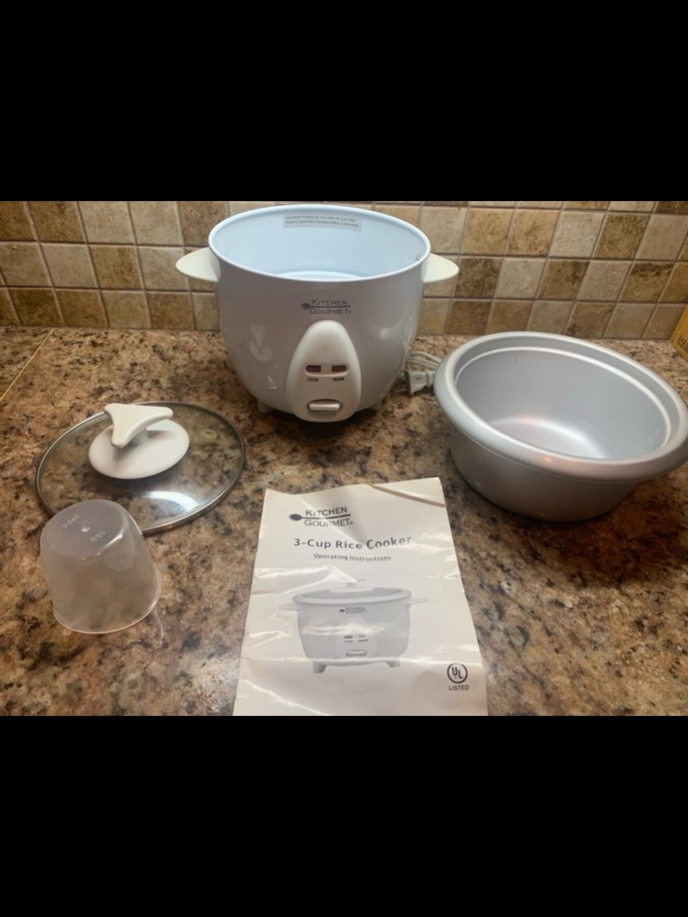 Kitchen Gourmet 3-cup Rice Cooker Model #RC-3. White